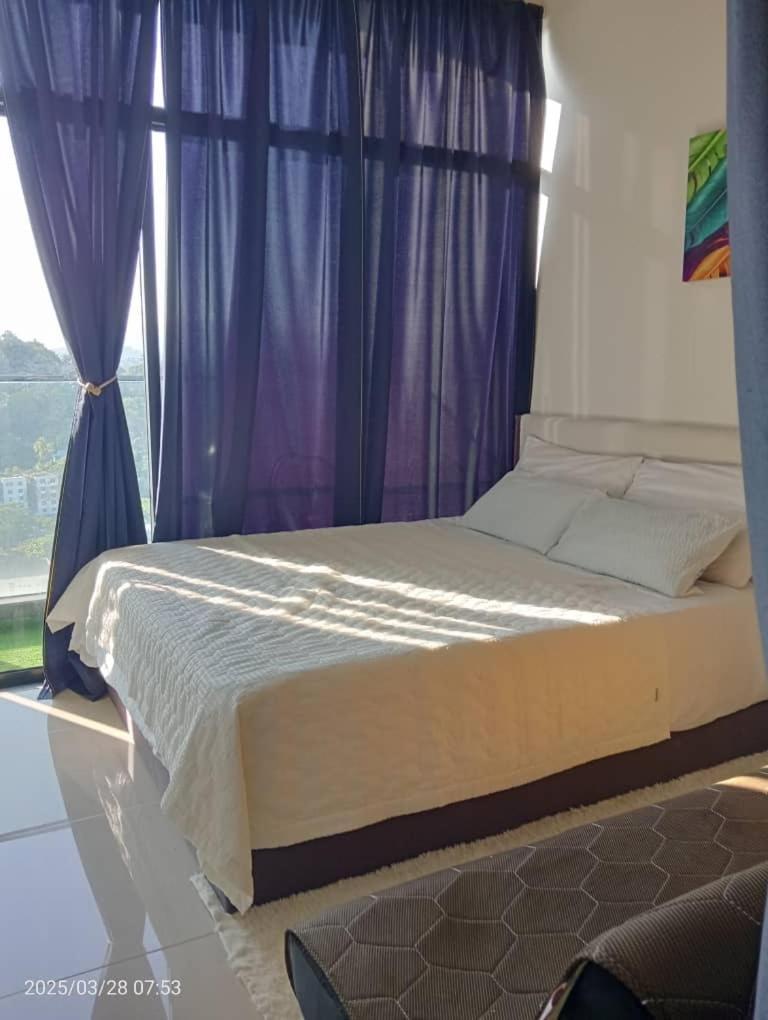 Pinay Home- The Shore Kota Kinabalu Luaran gambar